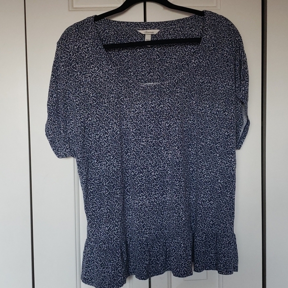 Soma Ruffled Tee - Picture 2 of 6